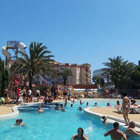 Campsite Mobilhome 6 A 8 Personnes