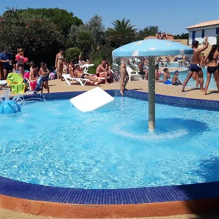 Mobilhome 6 A 8 Personnes Campsite