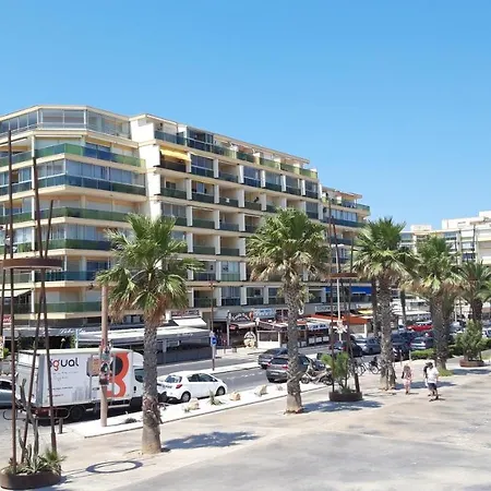 Campsite Mobilhome 6 A 8 Personnes Canet-en-Roussillon