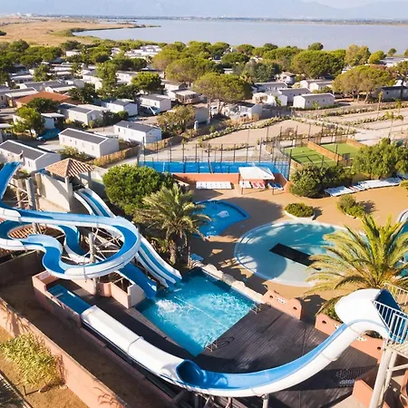 Campsite Mobilhome 6 A 8 Personnes